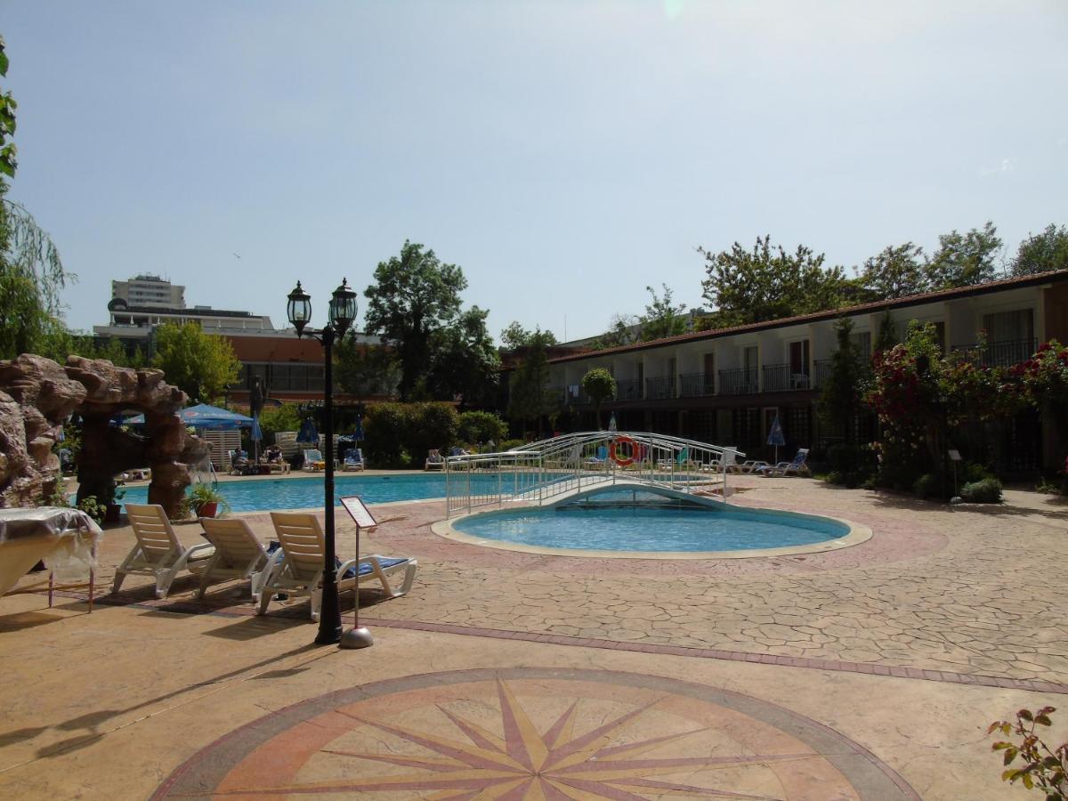 סאני ביץ' Jupiter Hotel מראה חיצוני תמונה