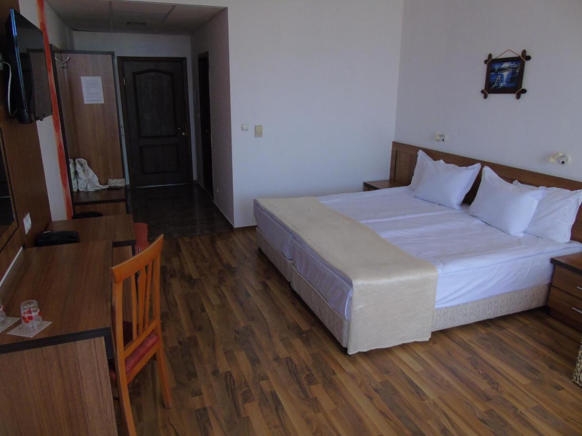 סאני ביץ' Jupiter Hotel מראה חיצוני תמונה