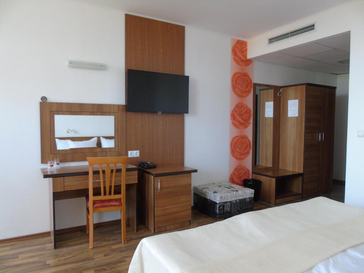 סאני ביץ' Jupiter Hotel מראה חיצוני תמונה