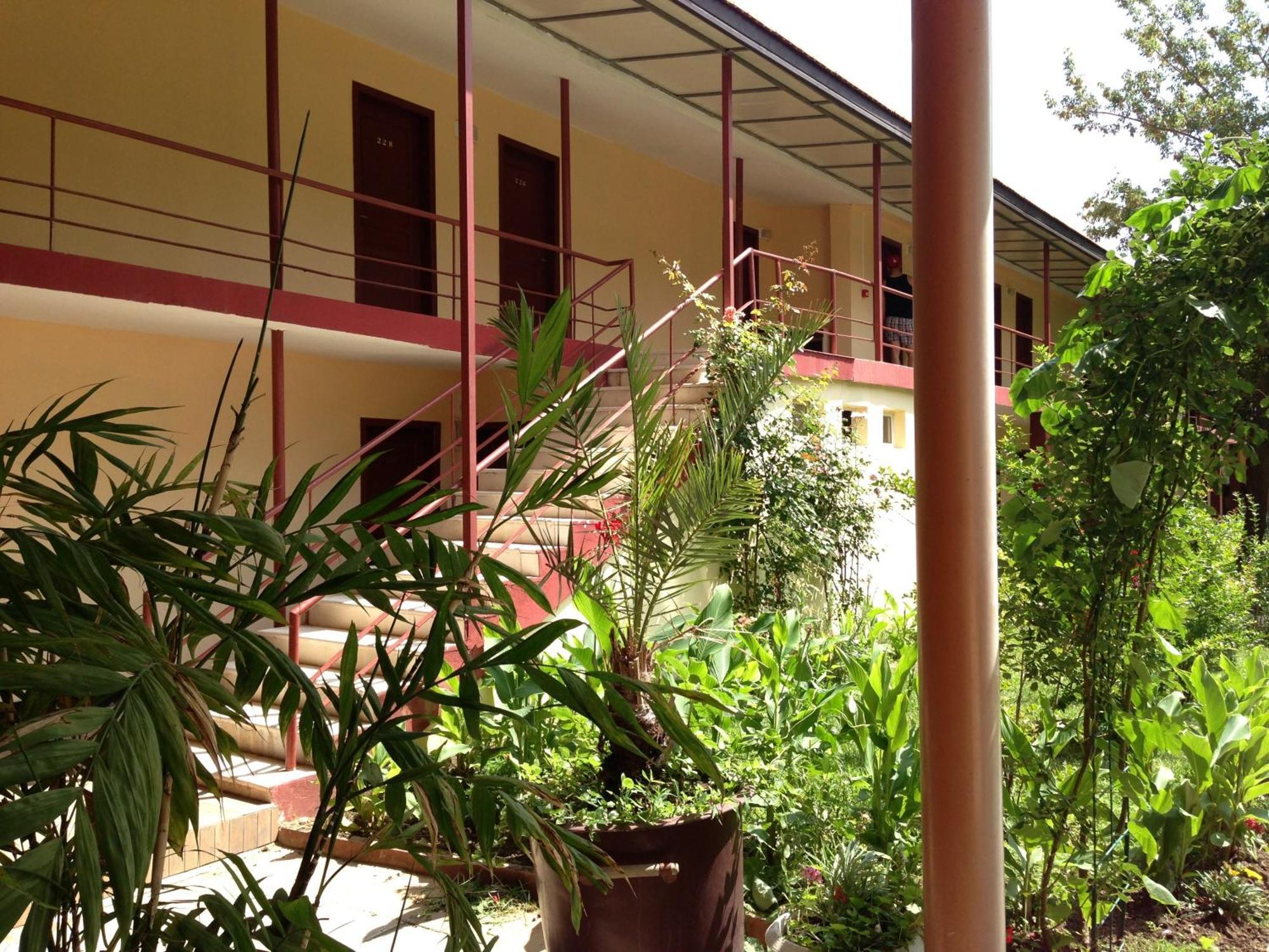סאני ביץ' Jupiter Hotel מראה חיצוני תמונה